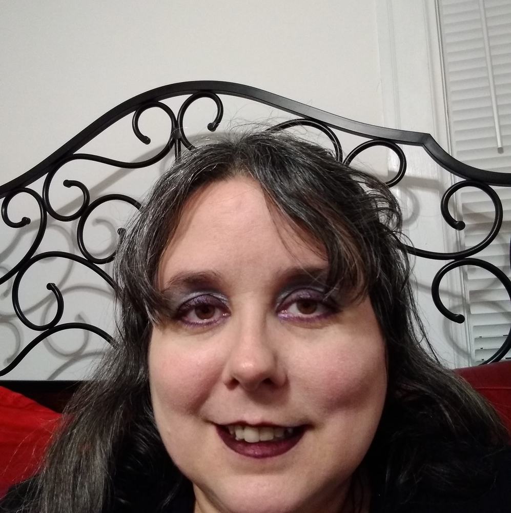 Meet your Posher, Angelique